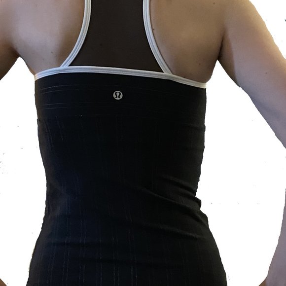 Lululemon Navy Capri Crops Size 4 - Picture 4 of 7